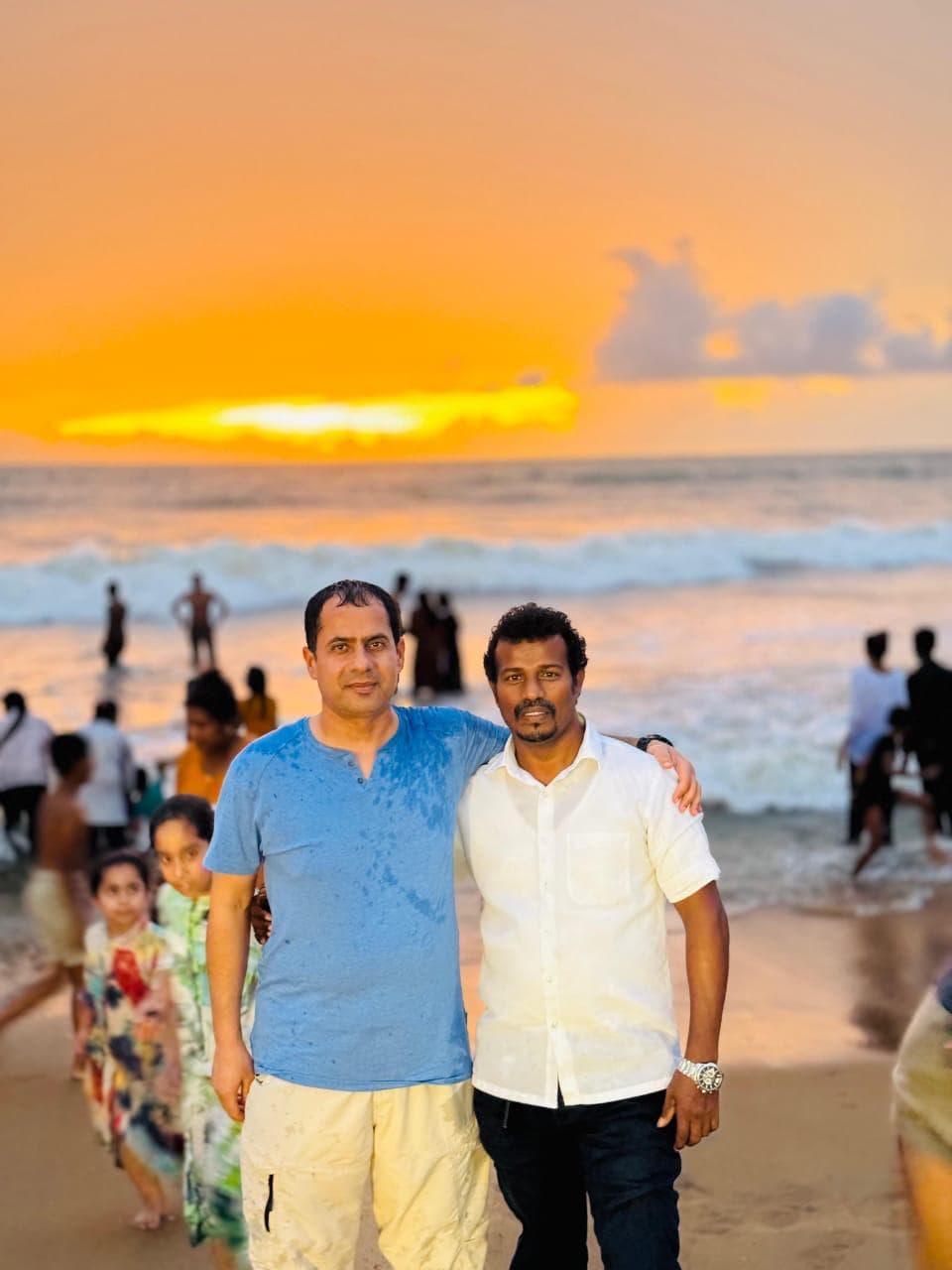 Travellers exploring Sri Lanka
